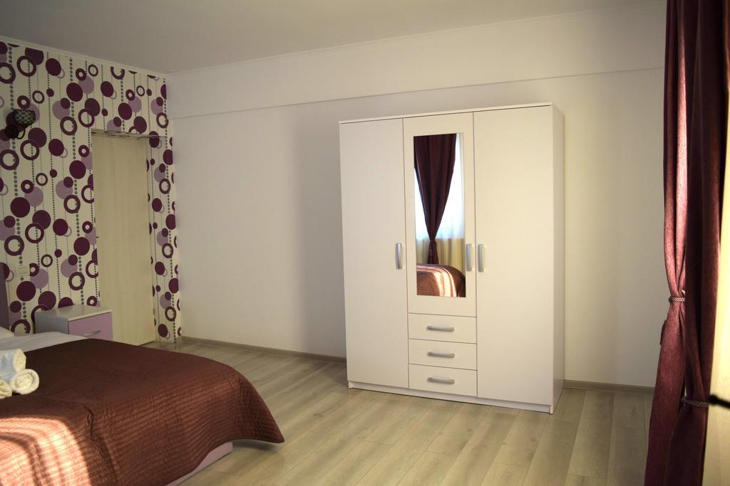 Apartament Liliac บูคาเรสต์ ภายนอก รูปภาพ