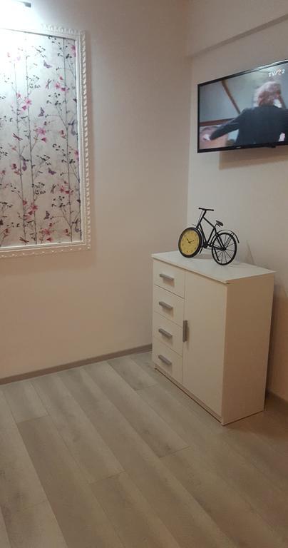 Apartament Liliac บูคาเรสต์ ภายนอก รูปภาพ