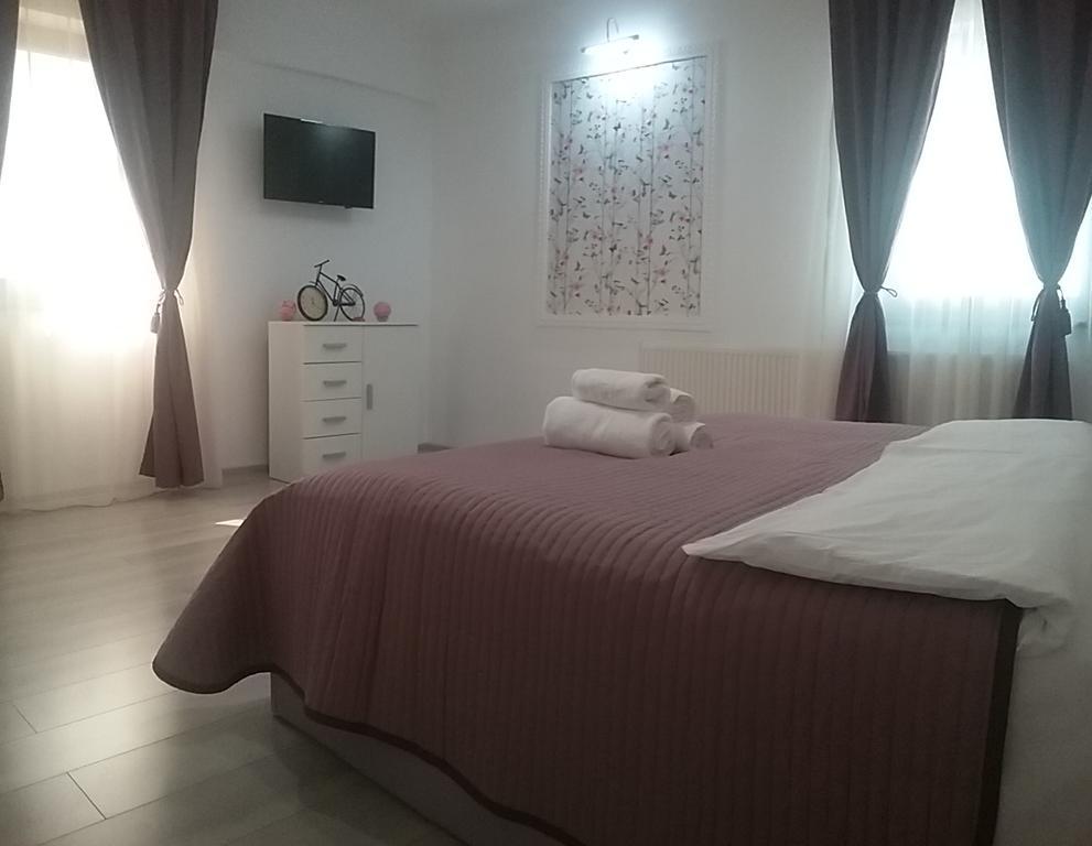 Apartament Liliac บูคาเรสต์ ภายนอก รูปภาพ