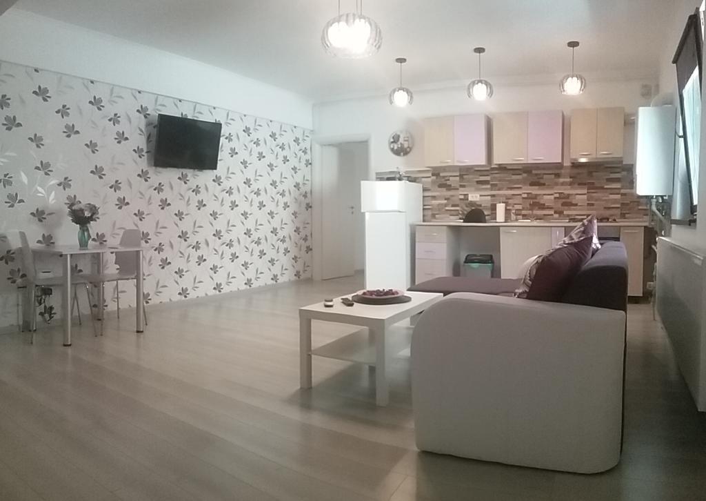 Apartament Liliac บูคาเรสต์ ภายนอก รูปภาพ